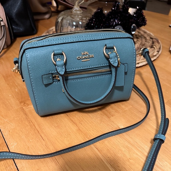 Coach Mini Rowan - Picture 1 of 1